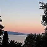 Amazing Sea View-neos Pyrgos -evoia Greece بيت للعطل *